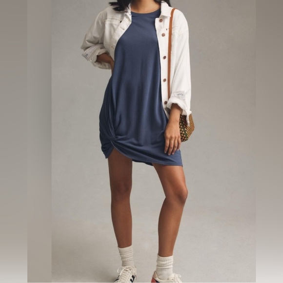 Sundry Side-twist Tee Dress NWT Size 2 / Medium MSRP $138 - Picture 5 of 8